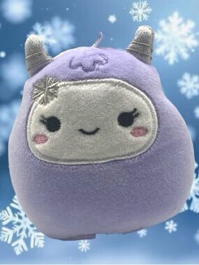 Squishmallows  Lunasha The Yeti 3.5” Clip On Soft Plush Toy Lilac